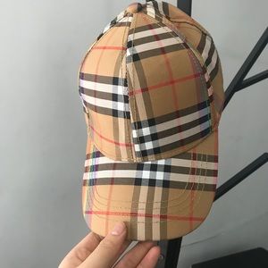 Check line rainbow cap🖤🖤🌈 😎😎😎